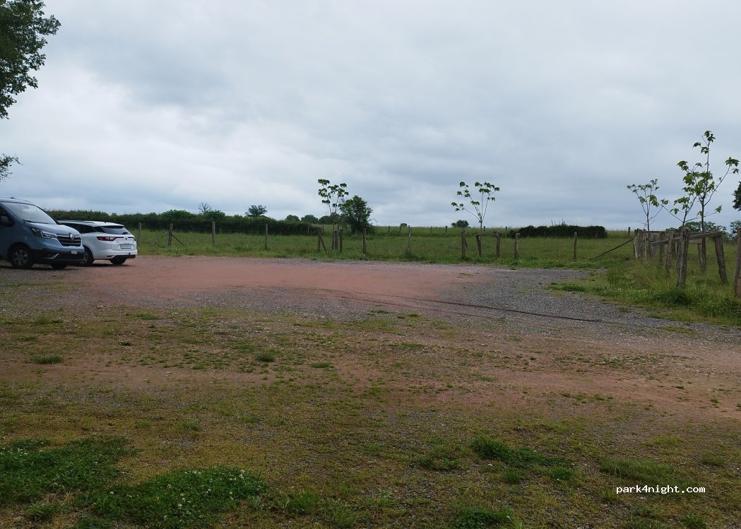 (71430) Palinges - D128 — foto 3