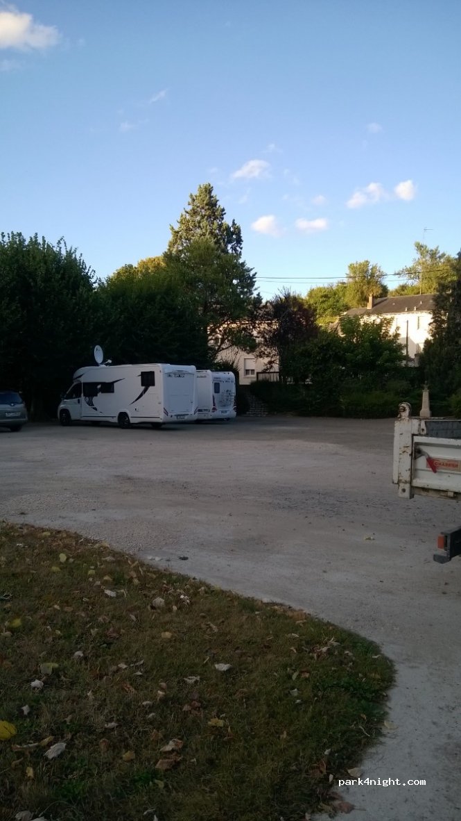 (37210) Vouvray - 20 Rue Victor Hugo — foto