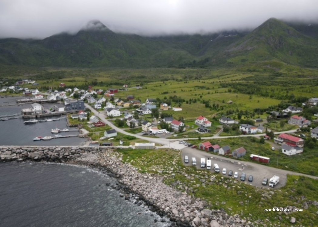 Mefjordvaer Car Park — foto 4