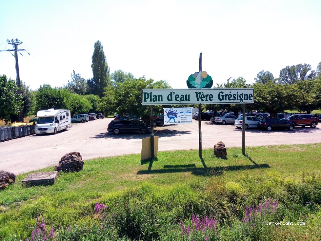 (81140) Castelnau-de-Montmiral - La Frayssinette — foto 2