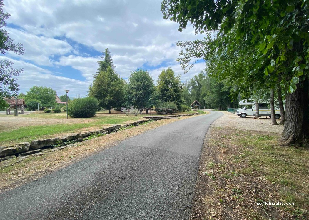 (12260) Balaguier-d'Olt - La Planque — foto 2