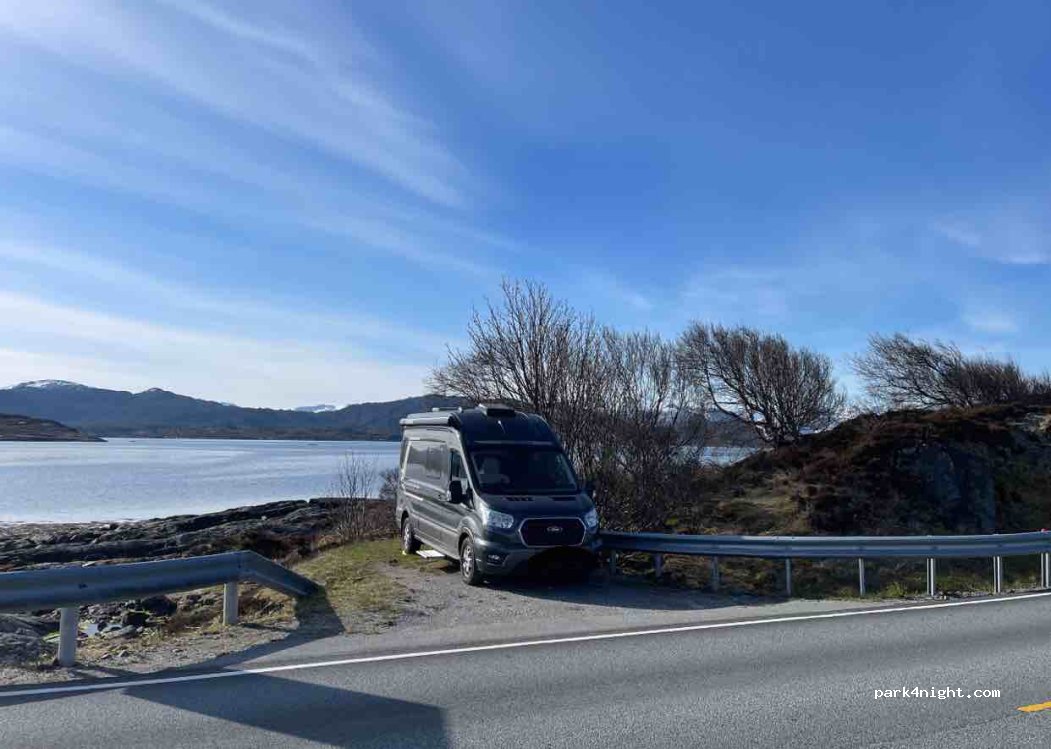 (6530) Kårvåg - Atlanterhavsveien — foto