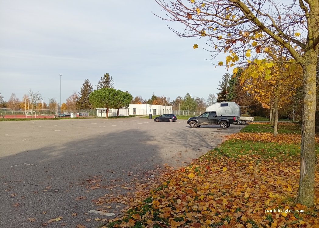 (76684) Östringen - 6 Am Schwimmbad — foto 2