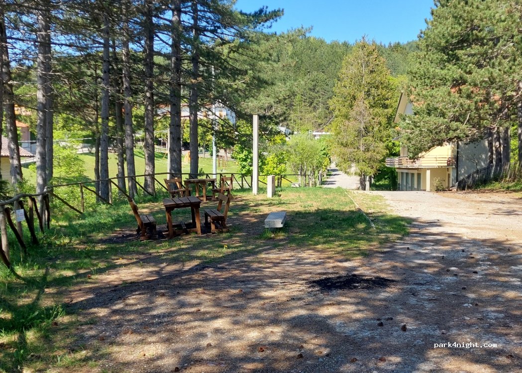 (43013) Villaggio Pineta - 3 Via Parmigianino — foto