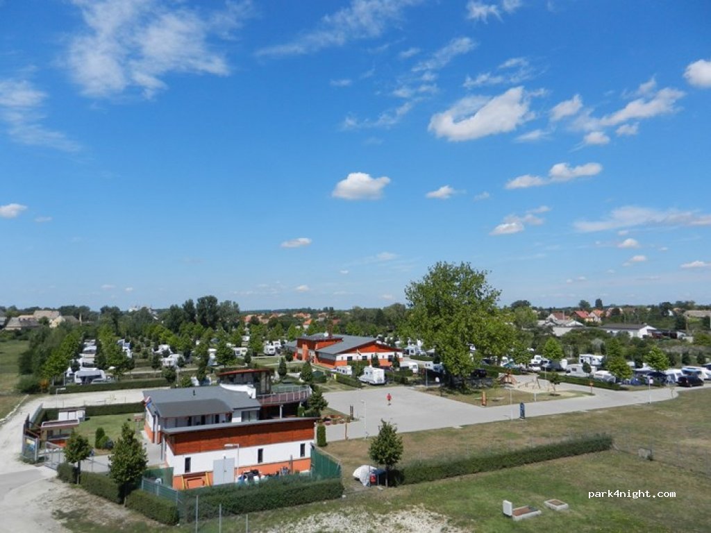 Thermalcamping Pápa — foto 2