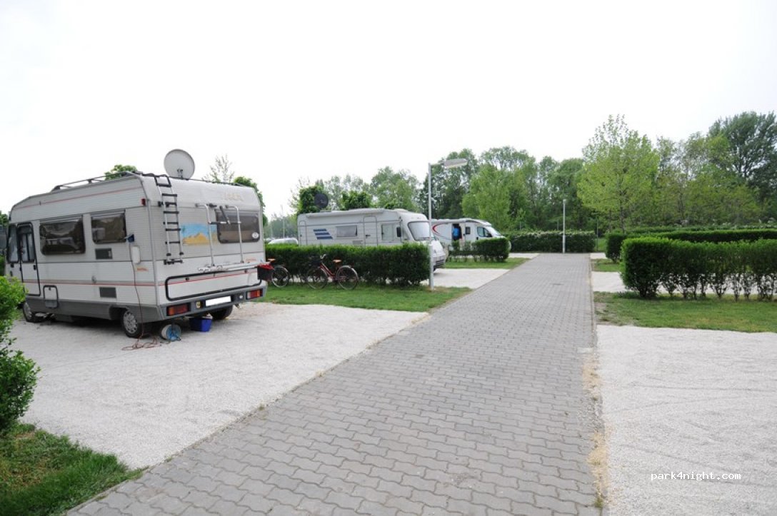 Thermalcamping Pápa — foto 3