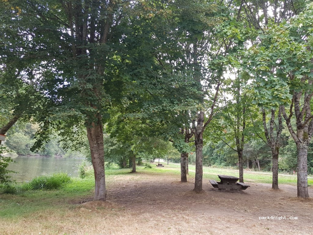 (87400) Saint-Léonard-de-Noblat - Moulin de Beaufort — foto 3