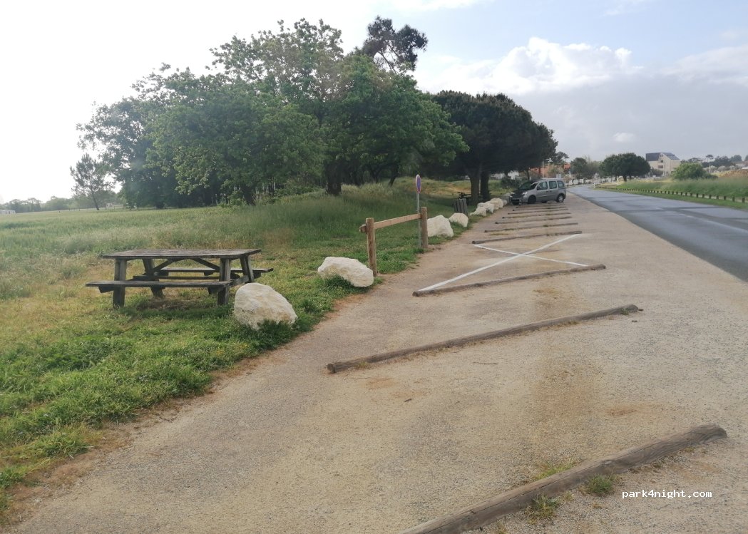 (17320) Marennes-Hiers-Brouage - 21 Avenue William Bertrand — foto