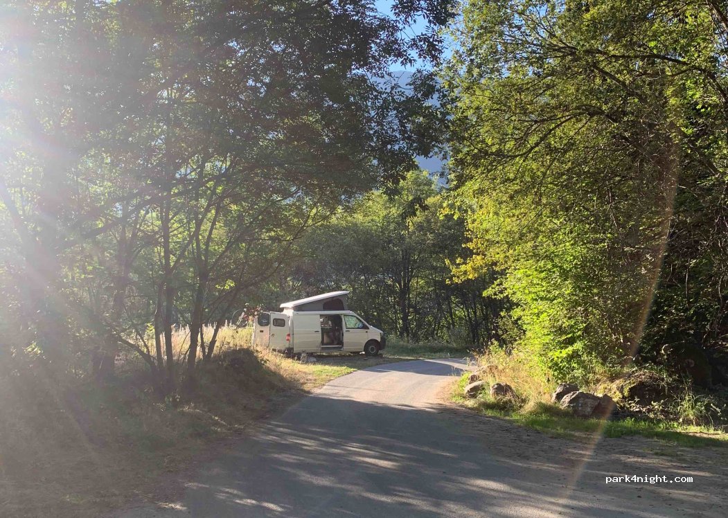 (73130) Saint-Alban-des-Villards - Route Forestière du Bois du Nant — foto 2