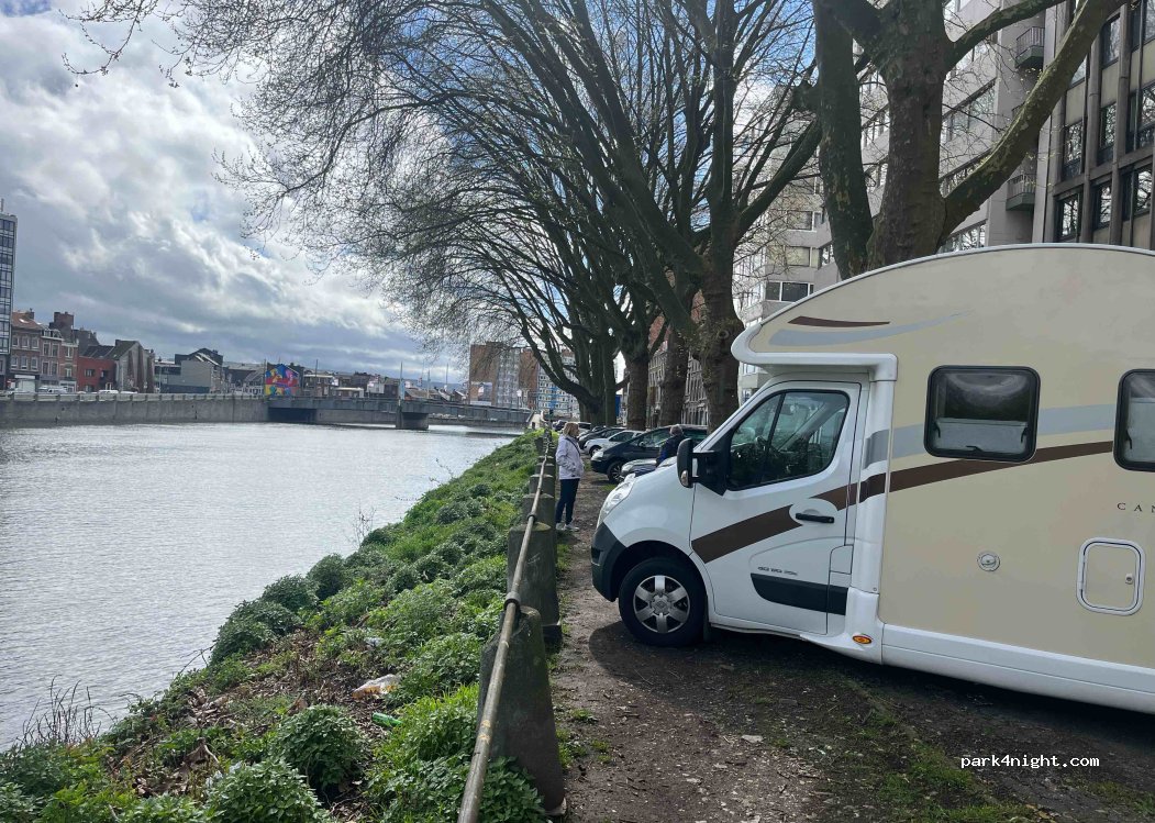 (4020) Liège - 24 Quai de la Dérivation — foto 2