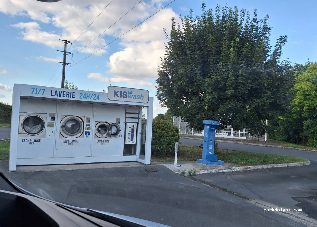 (37330) Château-la-Vallière - 75B Avenue du Gén de Gaulle — foto