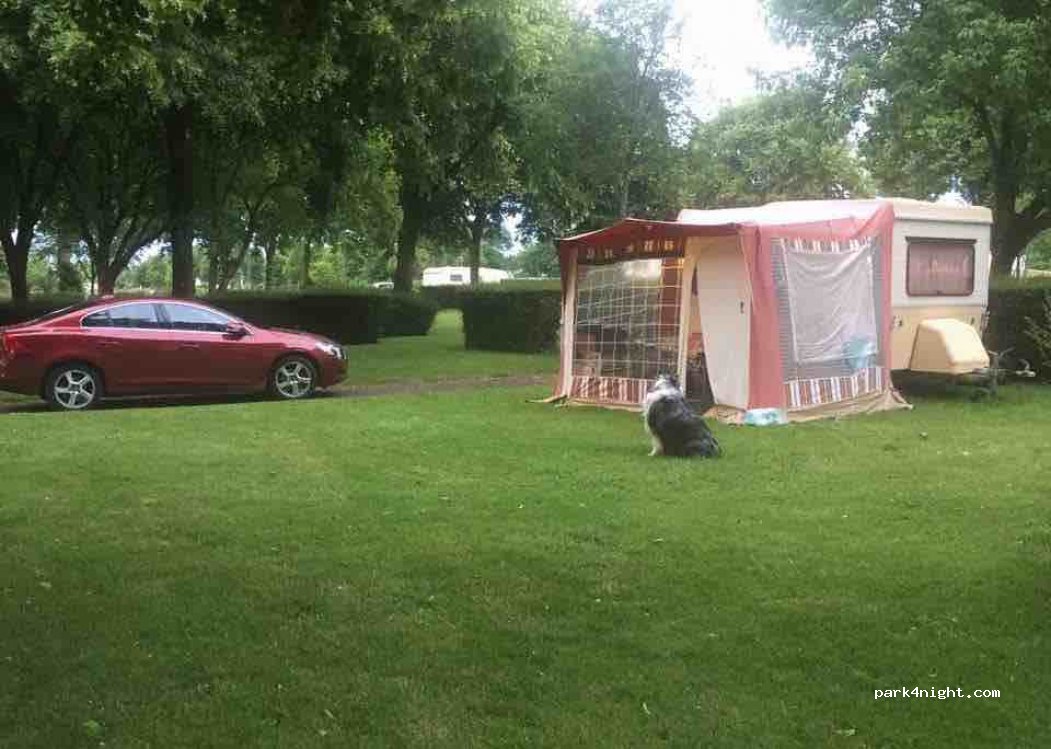 Camping Les Rives du Lac — foto