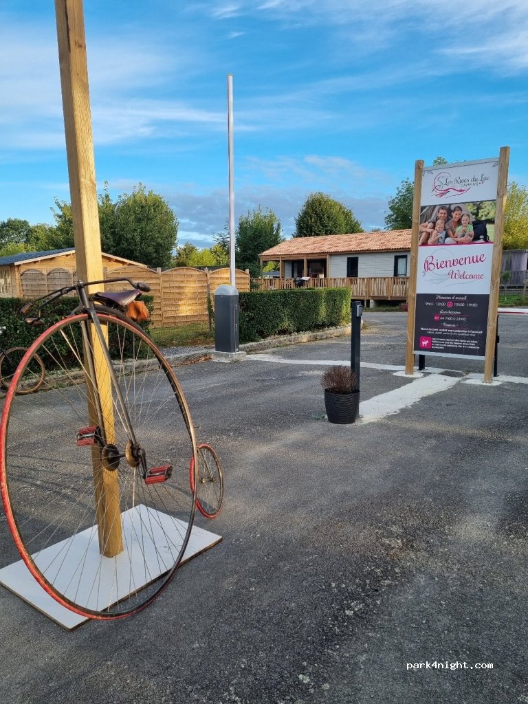Camping Les Rives du Lac — foto 2