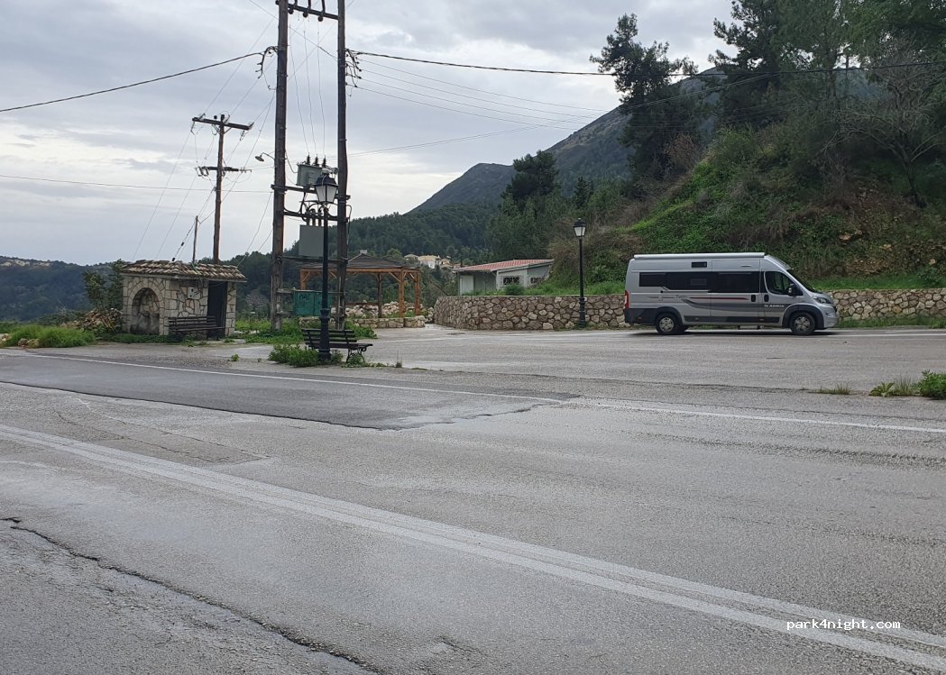 (310 80) Pigadisani - John Gazi Ioannou — foto 3