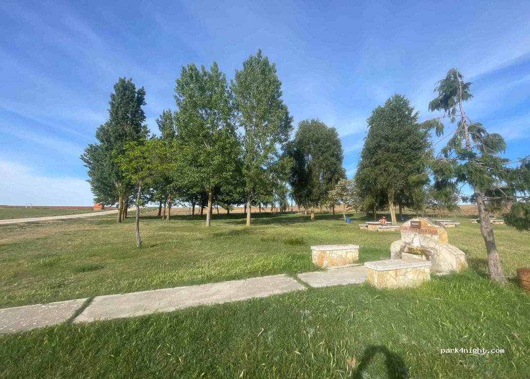 (37337) Moríñigo - Unnamed Road — foto 3