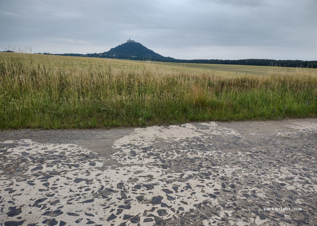 (294 21) Bělá pod Bezdězem - Unnamed Road — foto 2