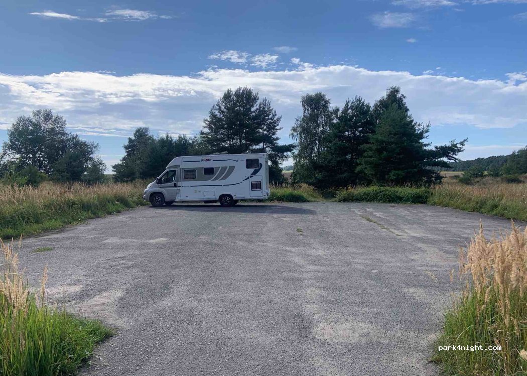 (294 21) Bělá pod Bezdězem - Unnamed Road — foto 3