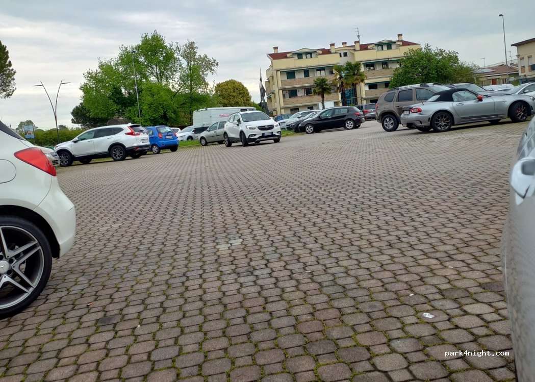 (35031) Abano Terme - 12 Via Monte Ricco — foto