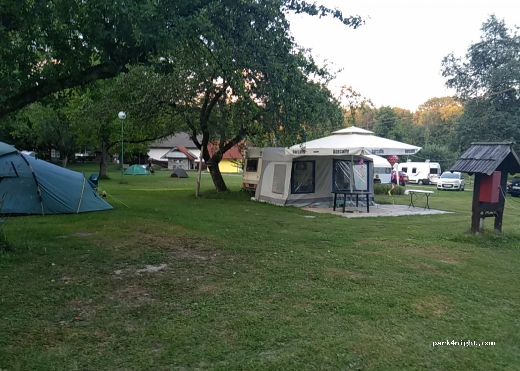 Kamp trnovc — foto 3