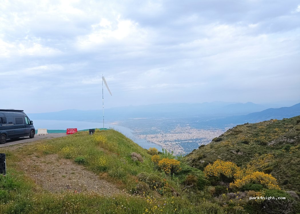 (241 00) Kalamata - Unnamed Road — foto 2