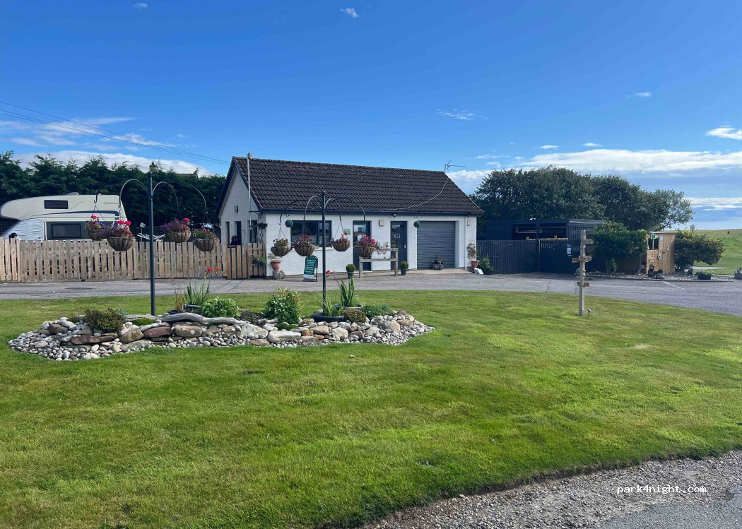 Brora Caravan and Motorhome Club Campsite — foto 2