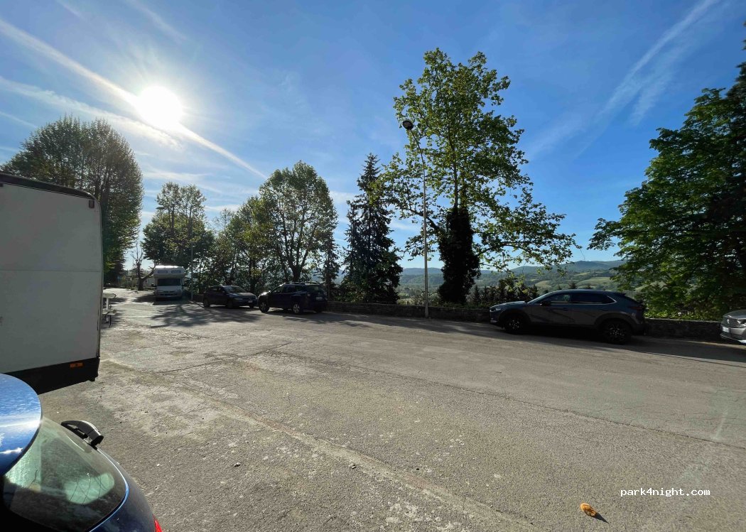 (52020) Laterina - 6 Viale Roma — foto