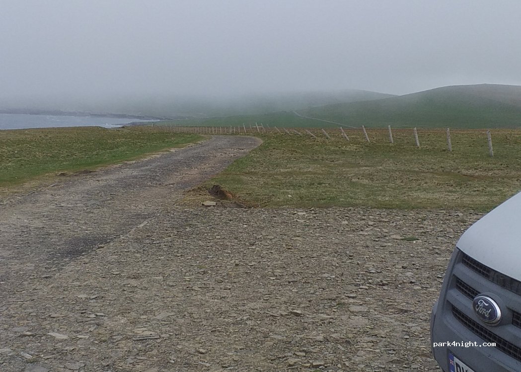 (KW17 2BZ) Pierowall - Unnamed Road — foto