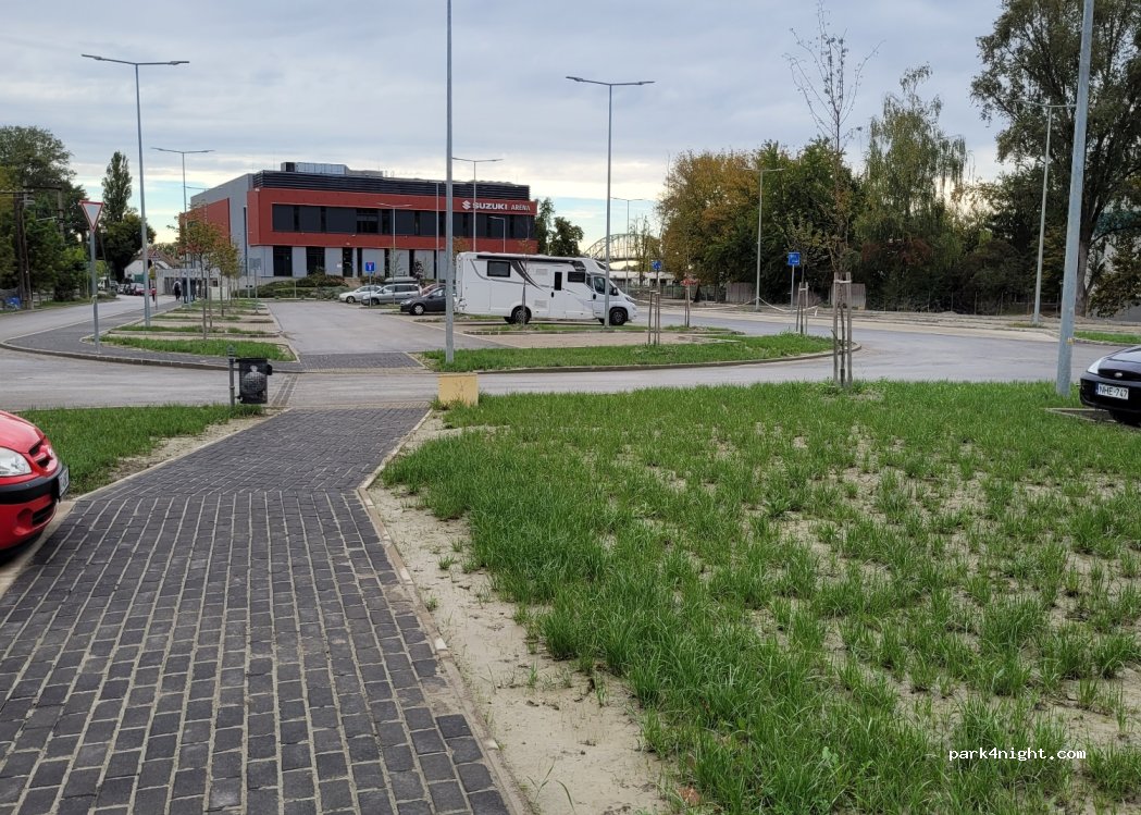 (2500) Esztergom - Helischer József út/Gőzhajó út — foto 3