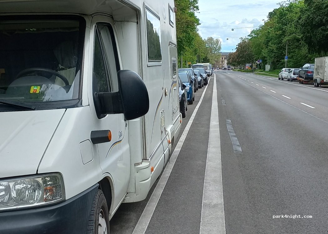 (76131) Karlsruhe - 2 Willy-Andreas-Allee — foto