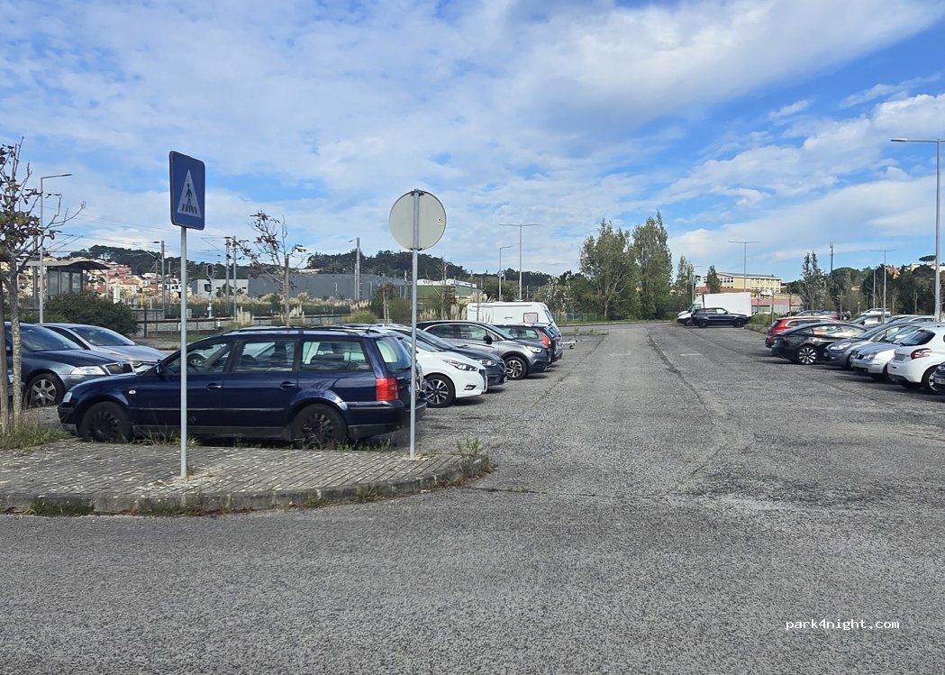 (2605) Belas - Unnamed Road — foto