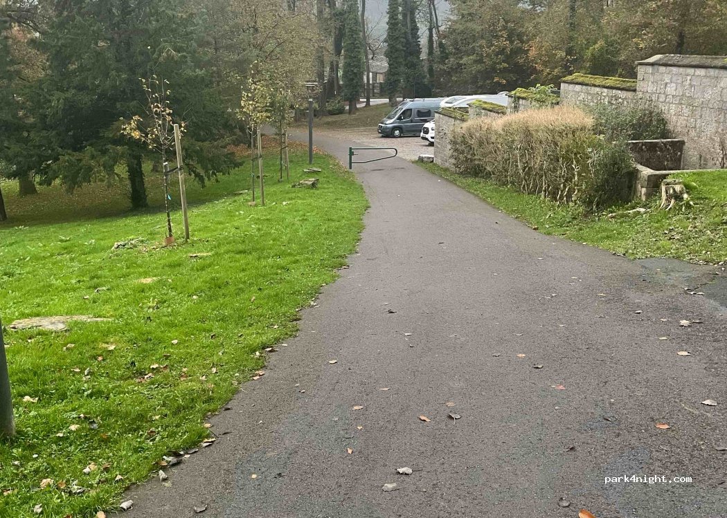 (5670) Viroinval - 1 Rue du Fourneau — foto 4