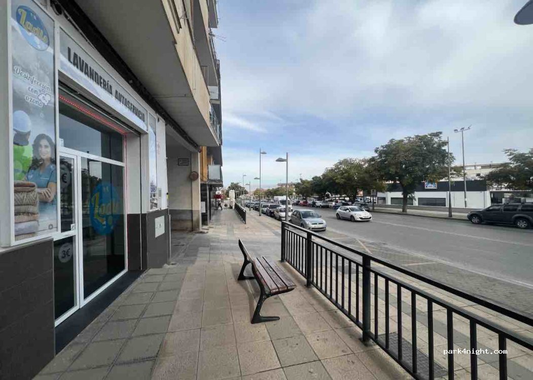 (18500) Guadix - 57 Avenida Mariana Pineda — foto
