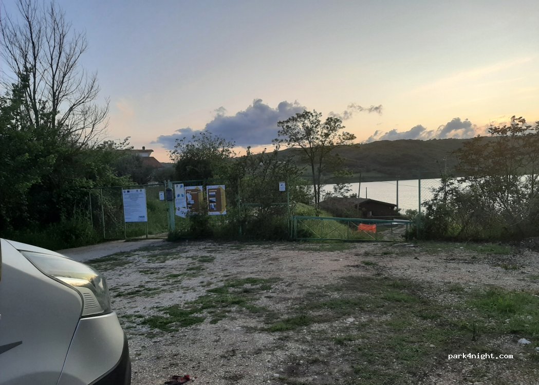 (82020) Morcone - Unnamed Road — foto