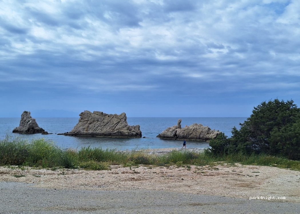 (482 00) Riza - Unnamed Road — foto 2