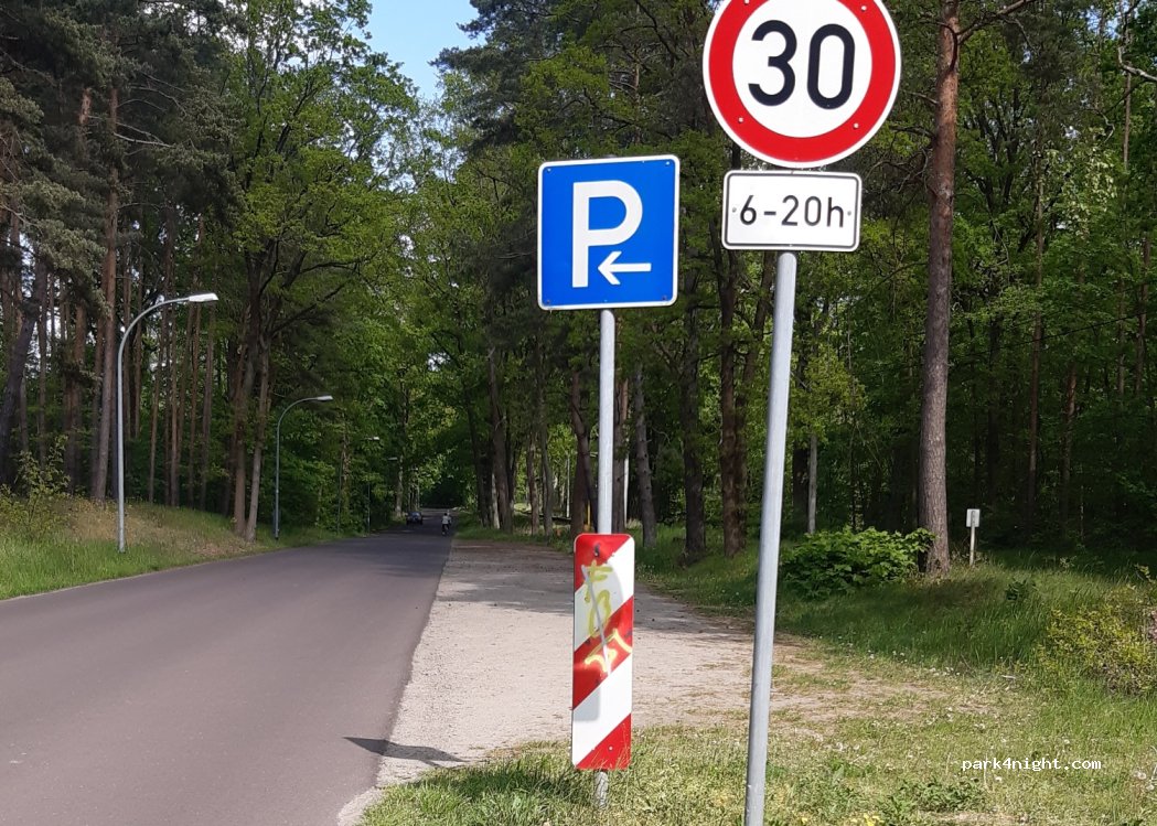 (14772) Brandenburg an der Havel - Anton-Saefkow-Allee — foto