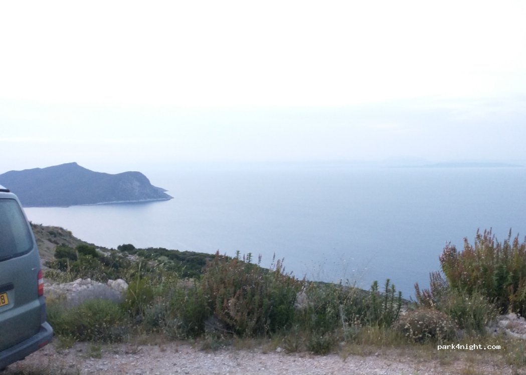 (230 52) Zarakas - Unnamed Road — foto