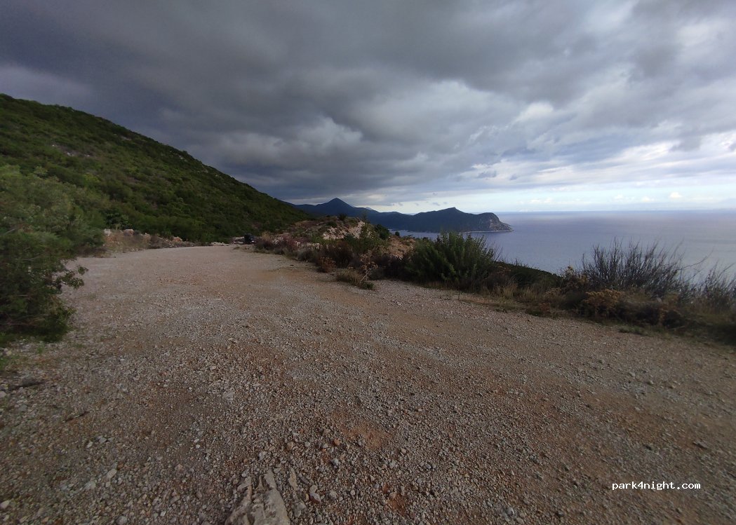 (230 52) Zarakas - Unnamed Road — foto 4