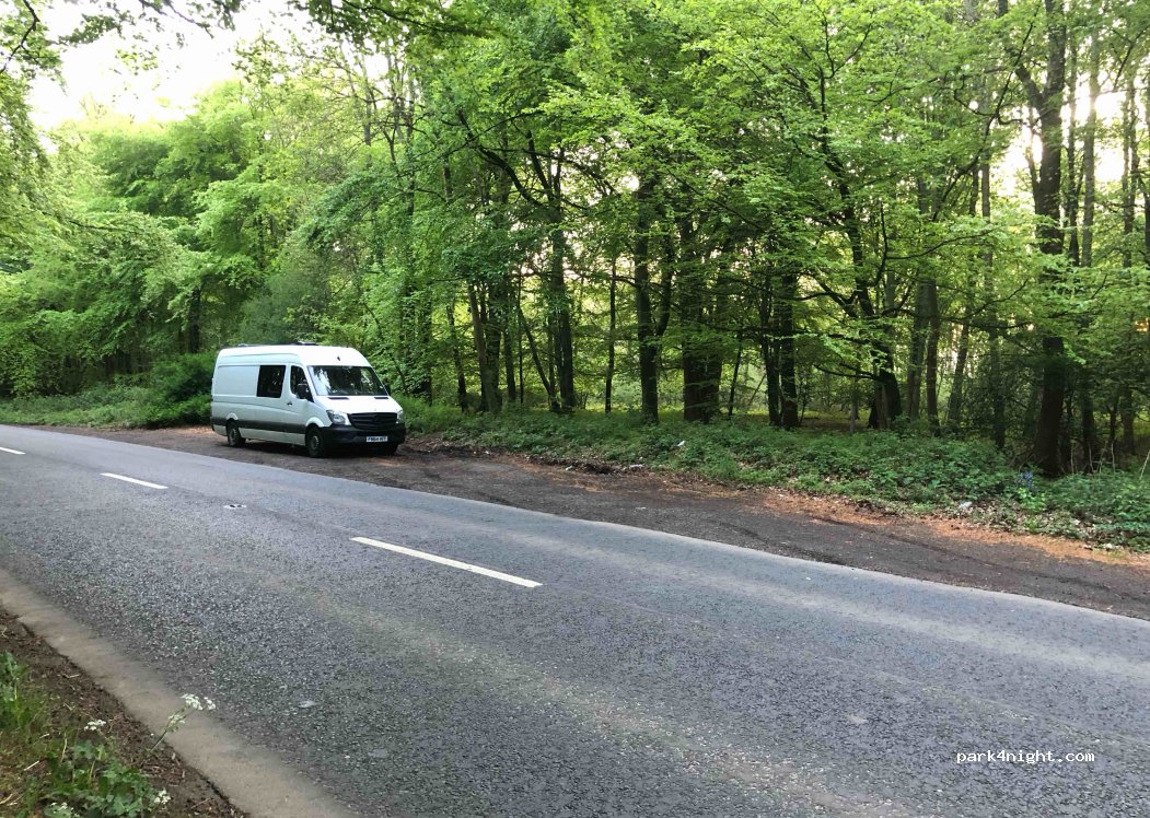 (GL56 0YJ) Moreton-in-Marsh - A436 — foto 2