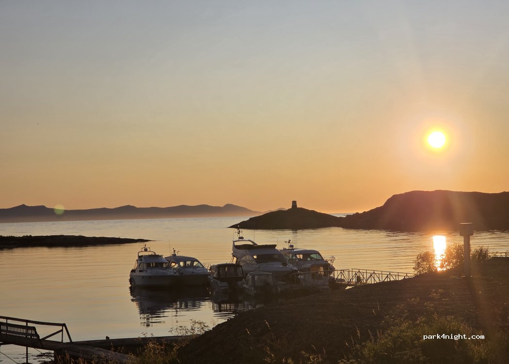 Camping Leirvåg, Bjarkøy-Brygge — foto 4