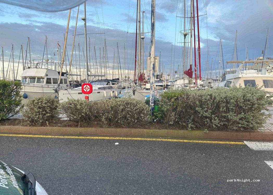 (66140) Canet-en-Roussillon - 7 Quai de Barcelone — foto