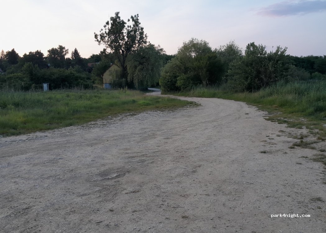 (3754) Szalonna - Unnamed Road — foto 3