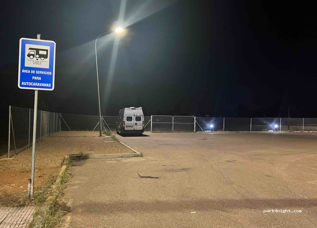 (06009) Badajoz - Km 2. 1 Carretera de Sevilla — foto 3