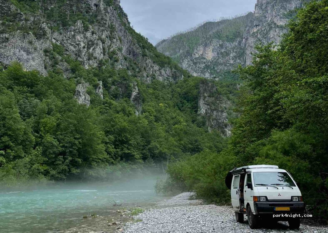 (84220) Žabljak - Unnamed Road — foto 3