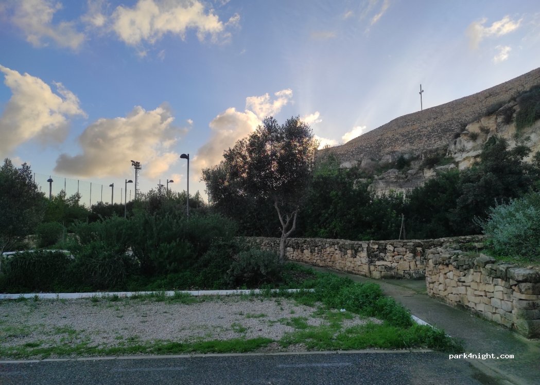 (2113) Marsaskala - Triq Sant Antnin — foto 4