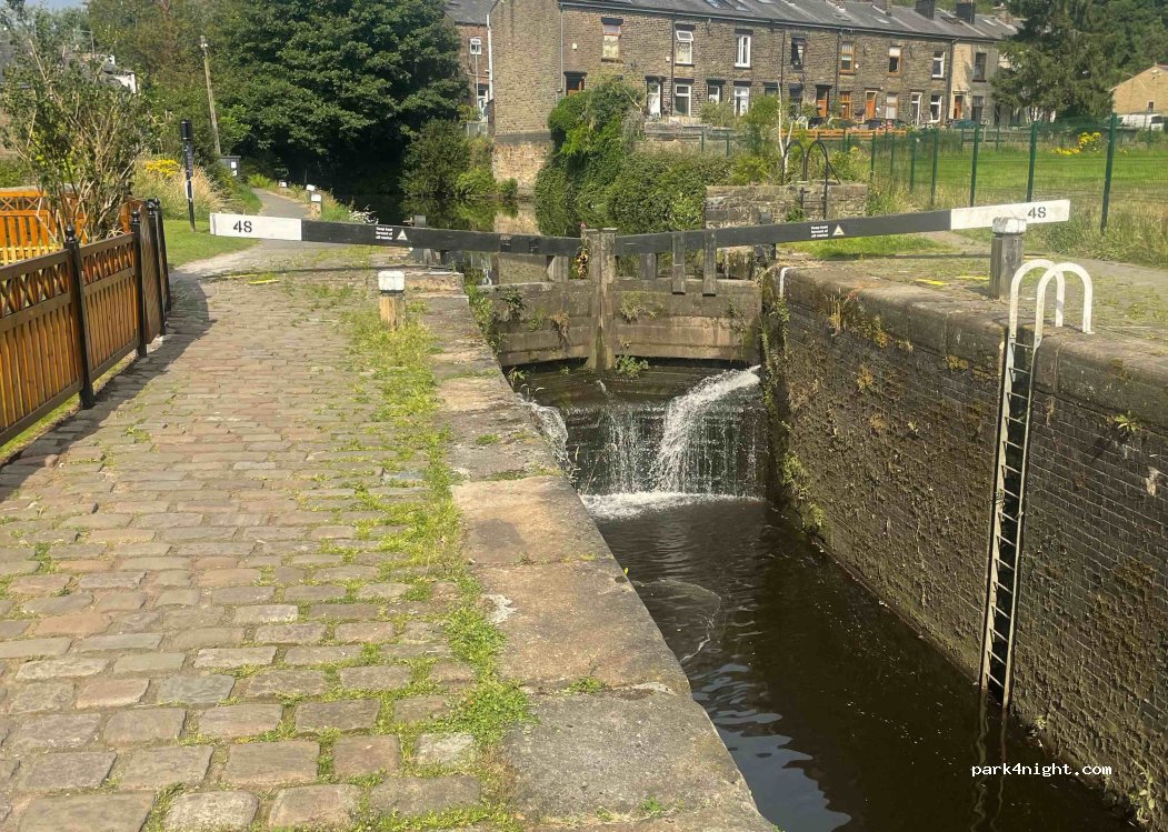 (OL15 0HA) Littleborough - Canal Street — foto 3