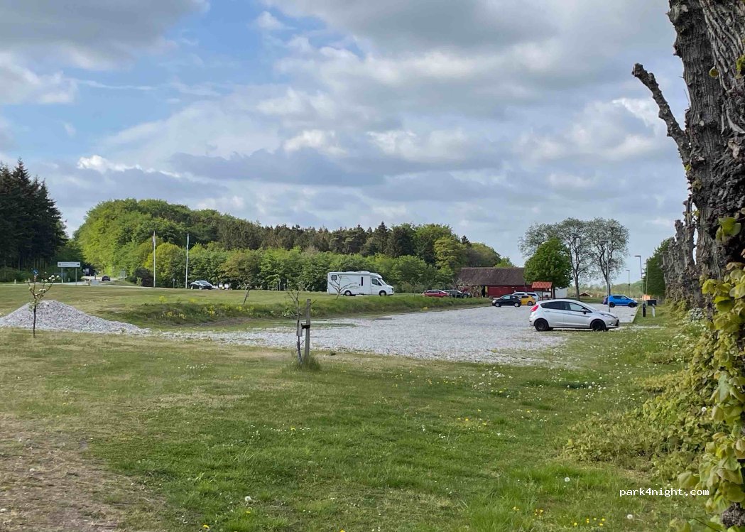 (8963) Auning - 4 Randersvej — foto