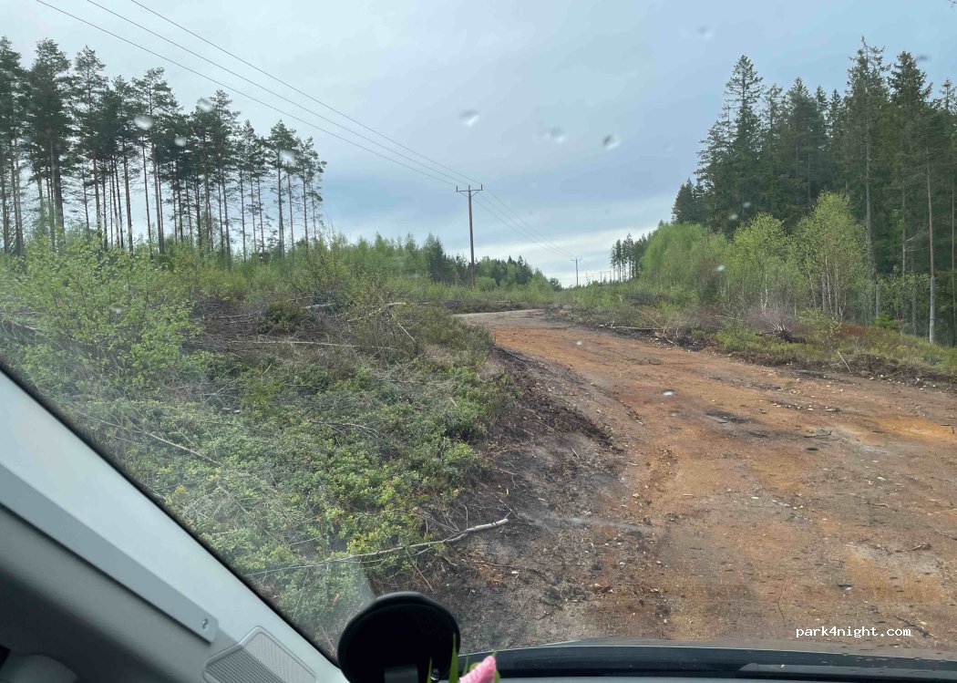(668 31) Ed - Unnamed Road — foto