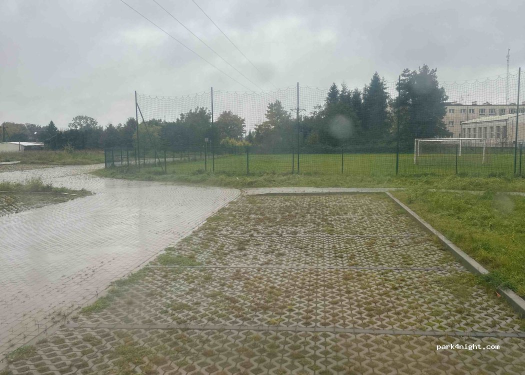 (76-251) Sycewice - 5 Szkolna — foto 2