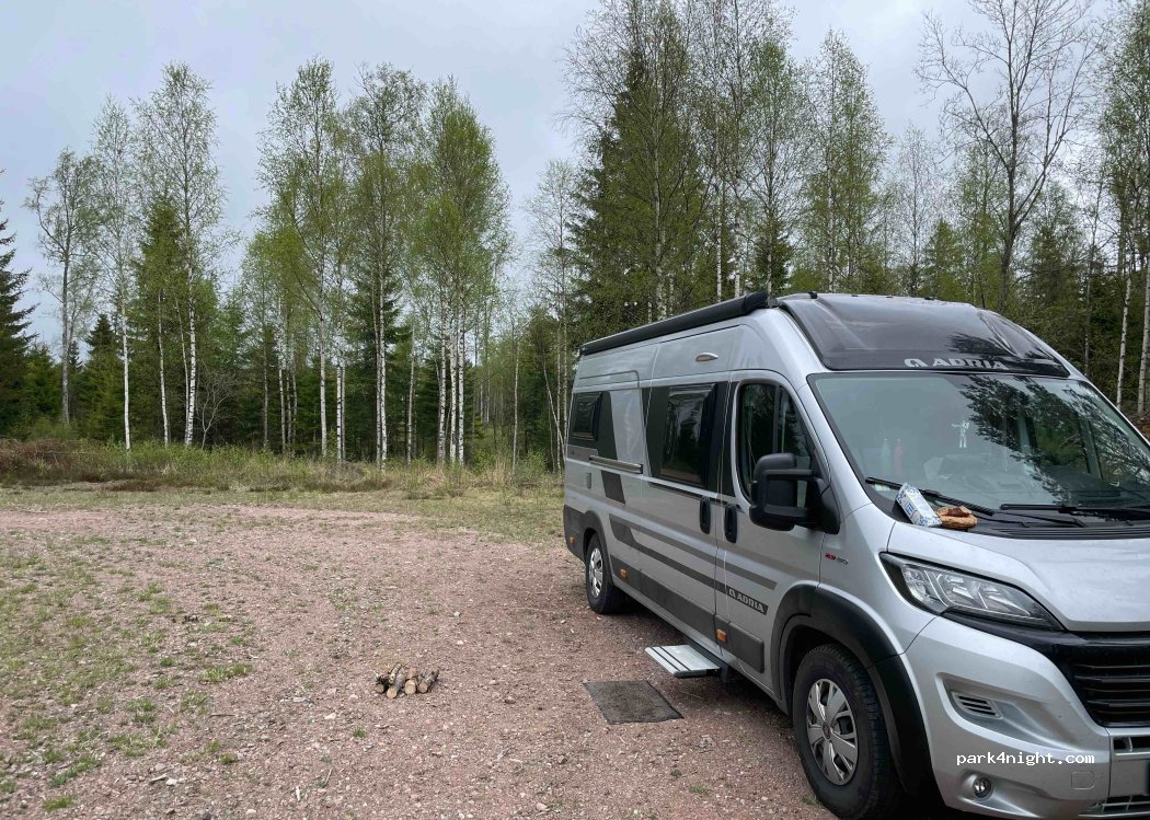 (570 34) Bruzaholm - Unnamed road — foto 2