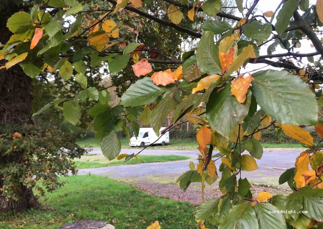 Aire Camping Car de Jugon-les-lacs — foto 5